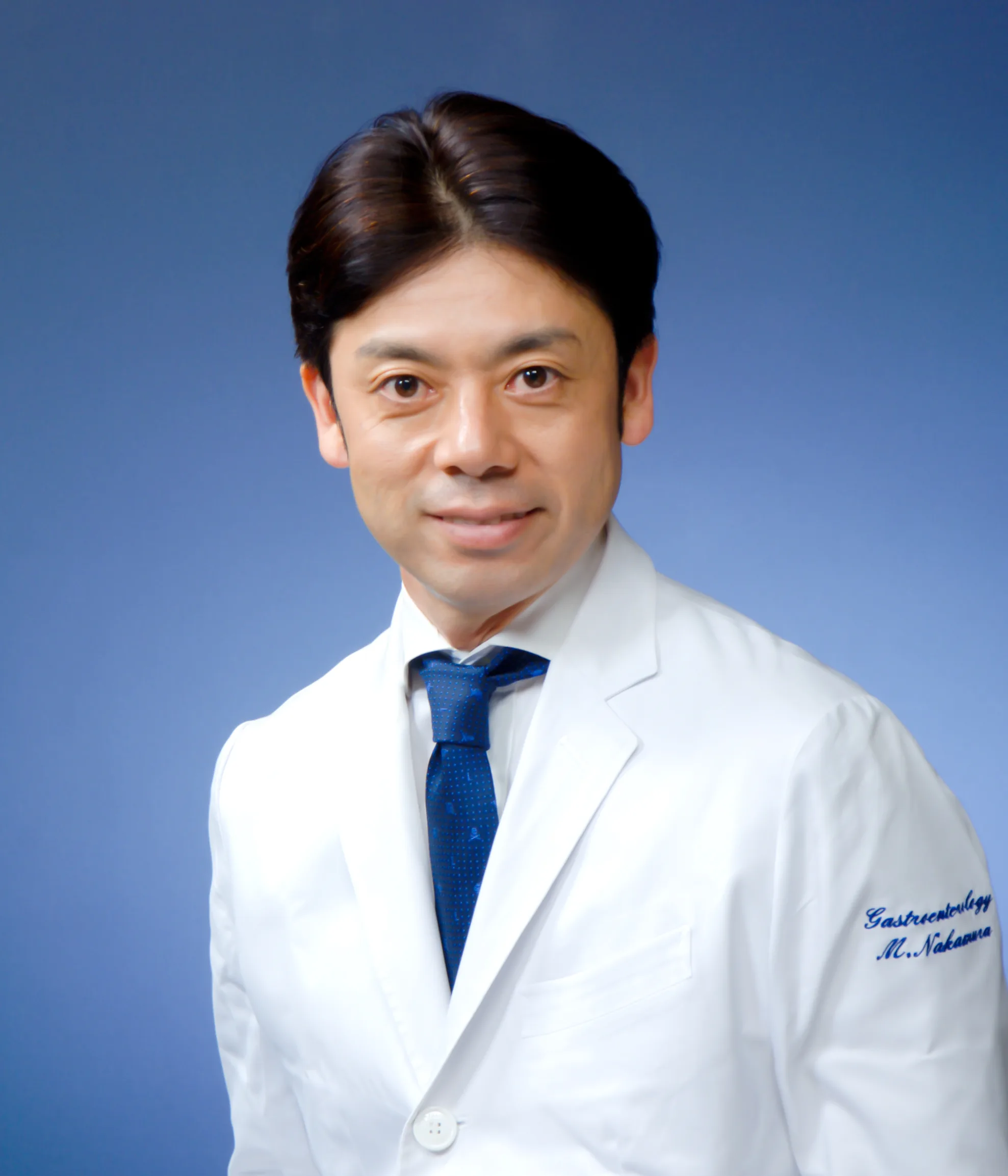 나카무라 아자부주반 클리닉 원장 나카무라 미츠야스 박사