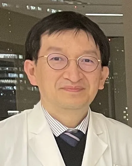 방문 의사 후나코시 신스케 박사